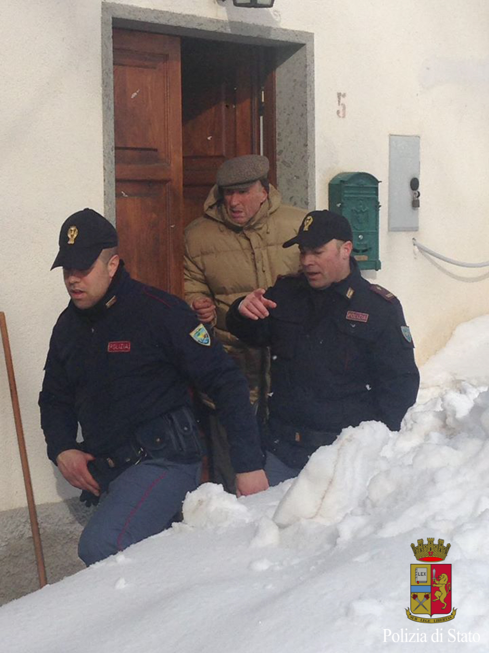 La Polizia di Stato impegnata durante l'emergenza neve