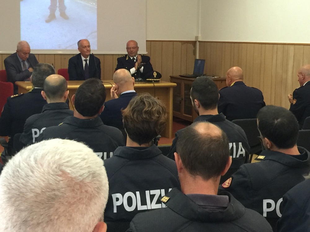 Genova, il capo della Polizia Franco Gabrielli incontra gli uomini del Reparto mobile