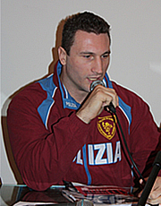 Il pugile delle Fiamme oro Roberto Cammarelle durante la conferenza stampa