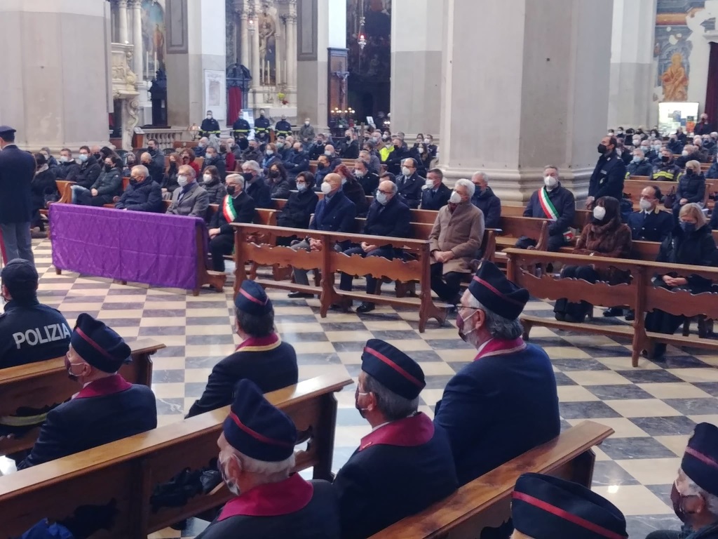 I funerali solenni dell’assistente capo coordinatore della Polizia di Stato Maurizio Tuscano