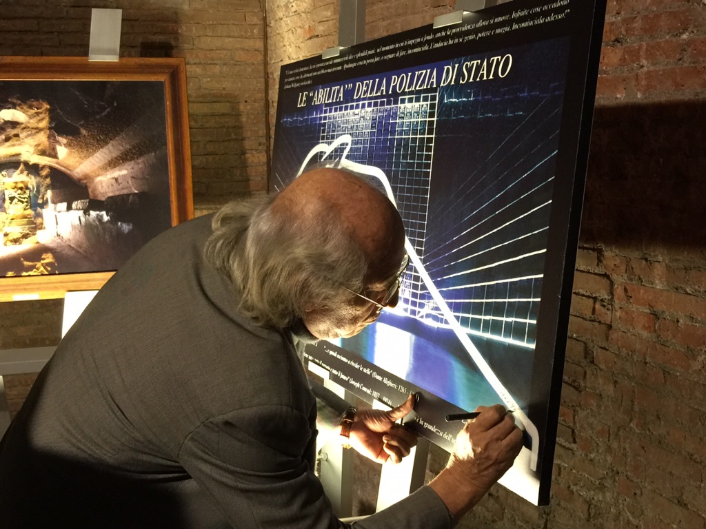 Vittorio Storaro firma le immagini del calendario 2015 realizzato per la Polizia di Stato