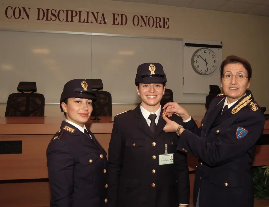 La consegna degli alamari al 223° corso allievi agenti di Brescia