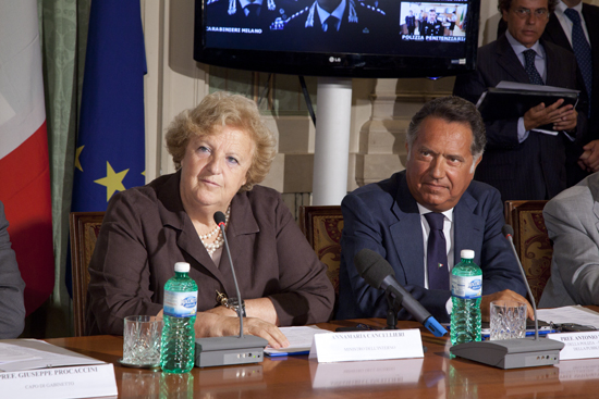 La video conferenza di Ferragosto con il Ministro Cancellieri e il capo della Polizia Manganelli
