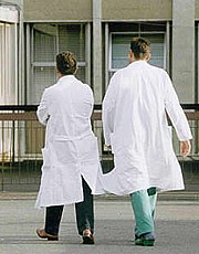 Due medici in servizio