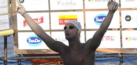 Simone Ercoli gioisce dopo la vittoria