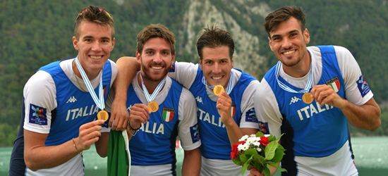 Marco Di Costanzo con il 4 senza campione del mondo