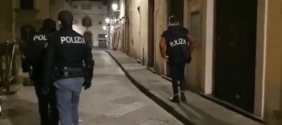 Firenze: rapito e malmenato, 3 arresti