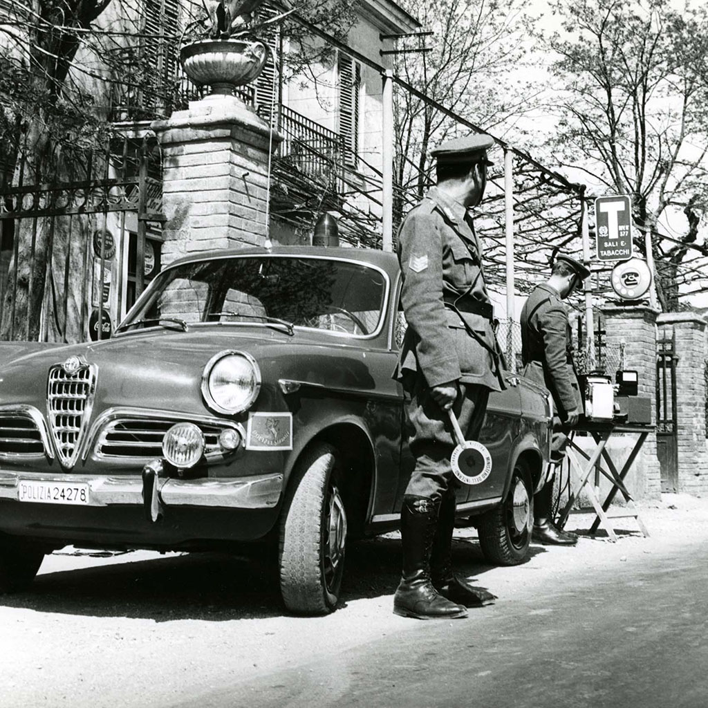 1960, primi servizi di controllo della velocità con l'autovettura Alfa Romeo Giulietta